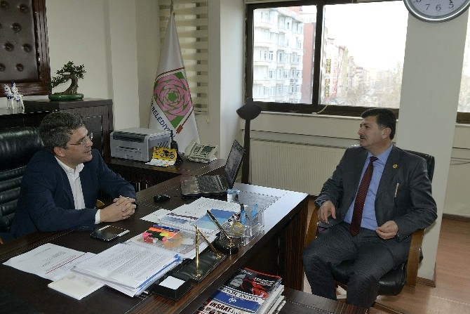 Muhtarlar Konfederasyonu Başkanı Akdenizden Isparta Belediyesine Ziyaret