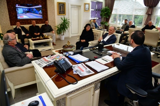 Muhtarlardan Başkan Çamyara Teşekkür