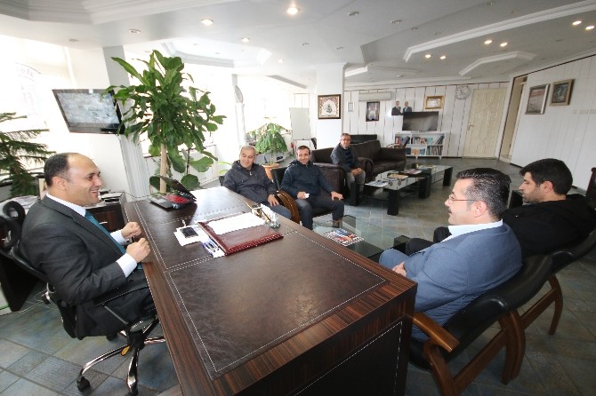 Muhtarlardan, Başkan Özaltuna Tebrik Ziyareti
