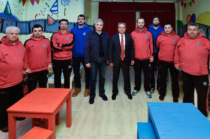 Muratpaşadan Kamp Desteği