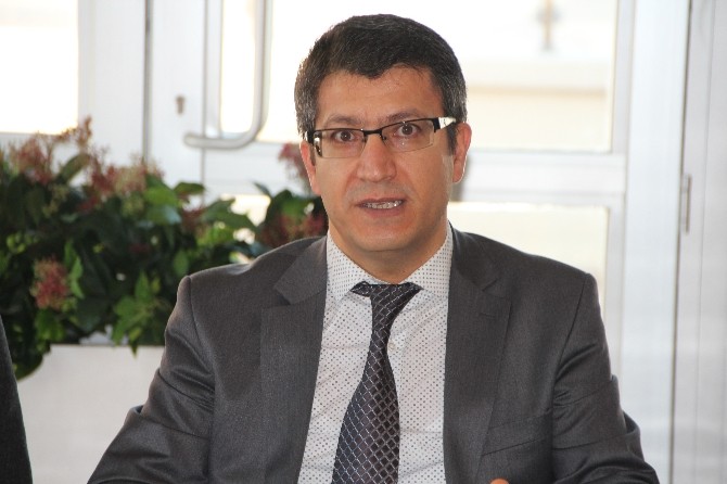 Öğrencilerin Bütünleme İsyanına Rektör Taştan Yanıt