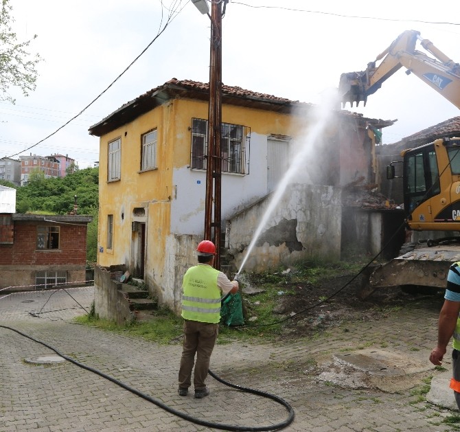 Orduda 270 Bina Yıkıldı