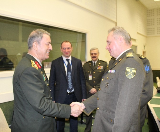 Orgeneral Akar, Brükselde Genelkurmay Başkanları Toplantısına Katıldı