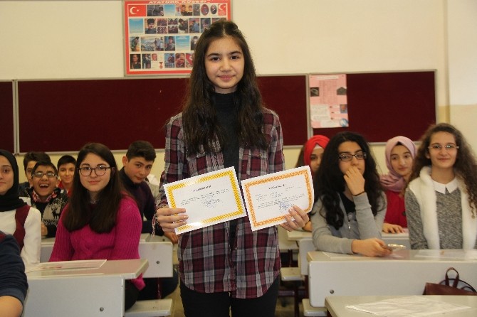 (Özel) Teog Birincisi Karne Aldı Başarısının Sırrını Açıkladı