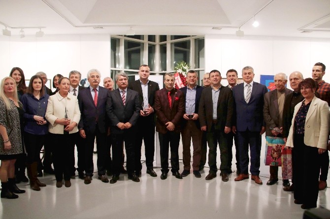 Saküderden Taşdelene Onur Ödülü