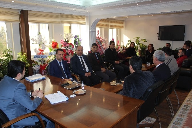 Samsat Kaymakamı Yıldırım: Geleceğimiz Öğretmenlerin Elinde Şekillenecek