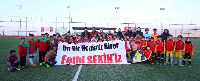 Şehit Fethi Sekin Futbol Turnuvası Başladı
