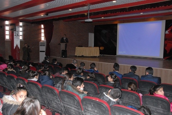 Silopide Öğrencilere Bilinçli Elektrik Tüketimi Anlatıldı