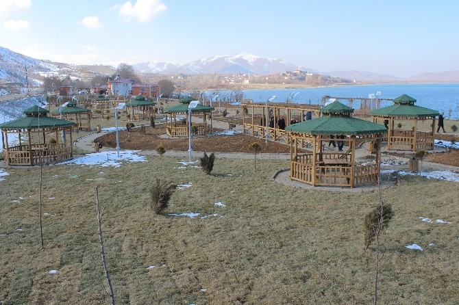 Sivricede 15 Temmuz Şehitler Parkı