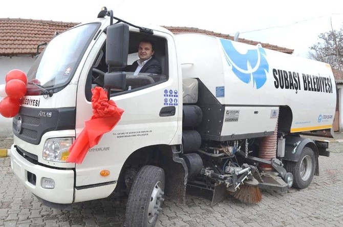 Subaşına Yeni Yol Temizleme Aracı