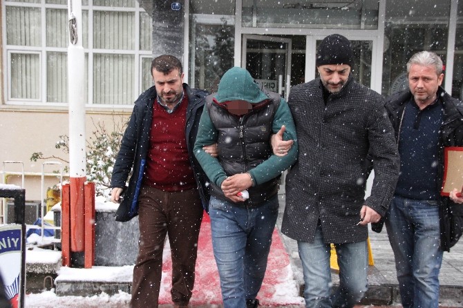 Telefon Hırsızı Yakalandı