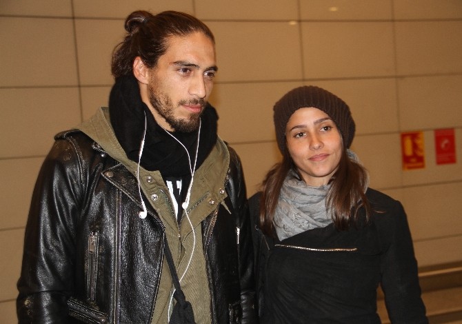 Trabzonsporun Yeni Transferi Caceres İstanbula Geldi