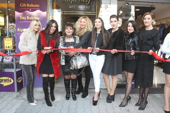 Ünlülerin Güzellik Merkezi Bostanlıda