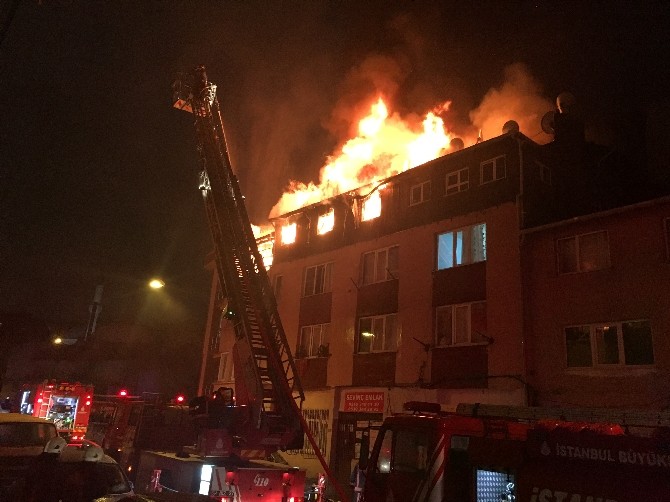 Üsküdarda Bina Yangını