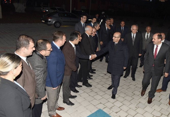 Vali Demirtaş, İl Gıda Tarım Ve Hayvancılık Müdürlüğünden Brifing Aldı