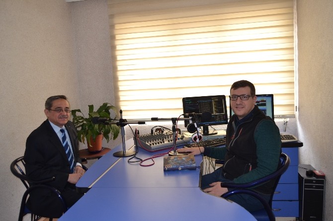 Yarım Elma Sosyal Yardımlaşma Ve Dayanışma Derneği Başkanı Erol Öztürk: