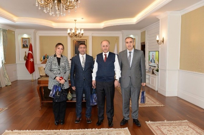 Yarışmada Kazandığı Para Ödülünü Şehit Ailesine Bağışladı