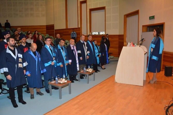 Ydü Beden Eğitimi Spor Yüksekokulu Mezunları Diplomalarını Aldı