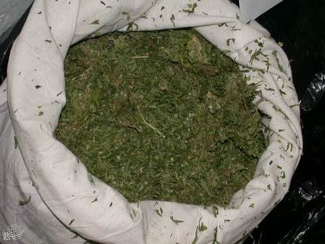 Yol Kontrolünde 1 Kilo Esrar Ele Geçirildi