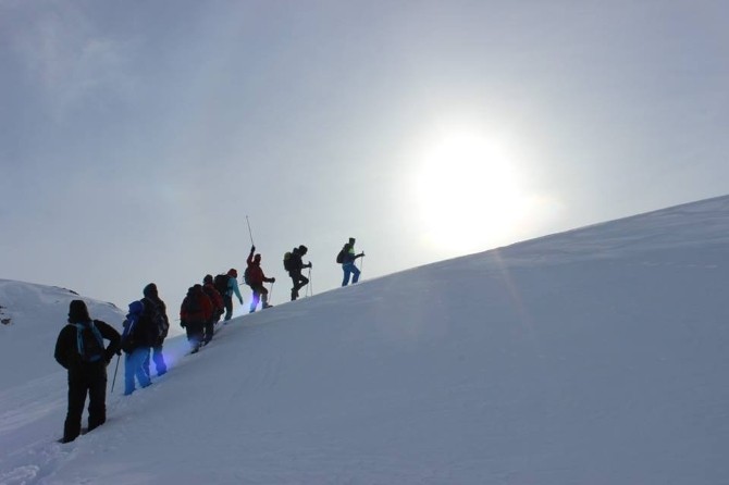12 Kişilik Dağcı Grubu Mehet Dağına Tırmandı