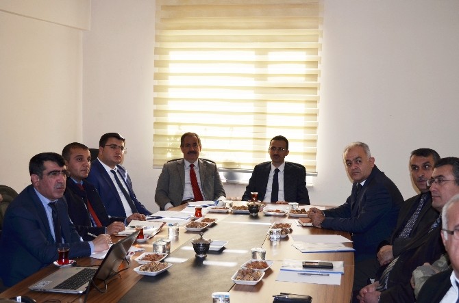 Adilcevazda Cevizle İlgili Sorunlar Görüşüldü