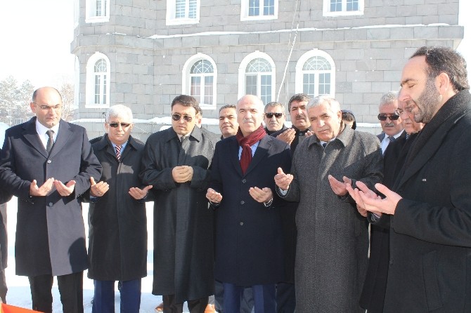 Ağrı İl Özel İdaresi Araç Filosunu Genişletti