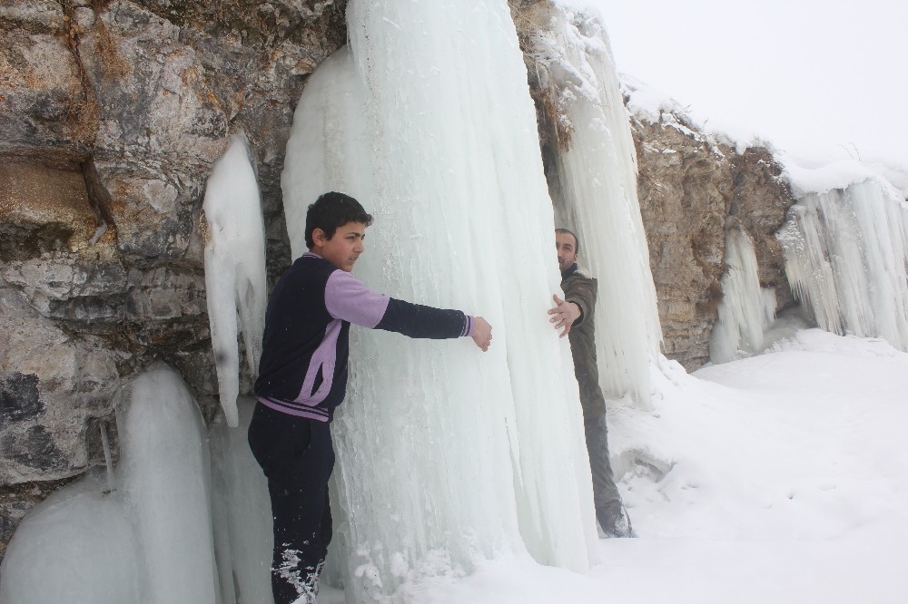 Ağrıda Dondurucu Soğuklar