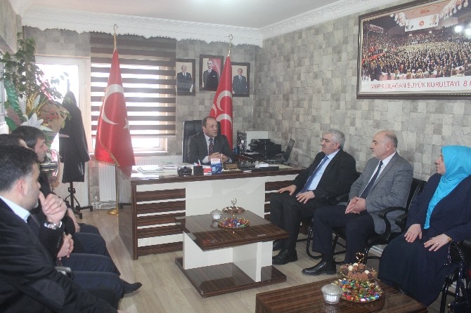 Ak Parti İl Başkanı Öz, Mhp Erzurum İl Başkanı Karataşı Ziyaret Etti