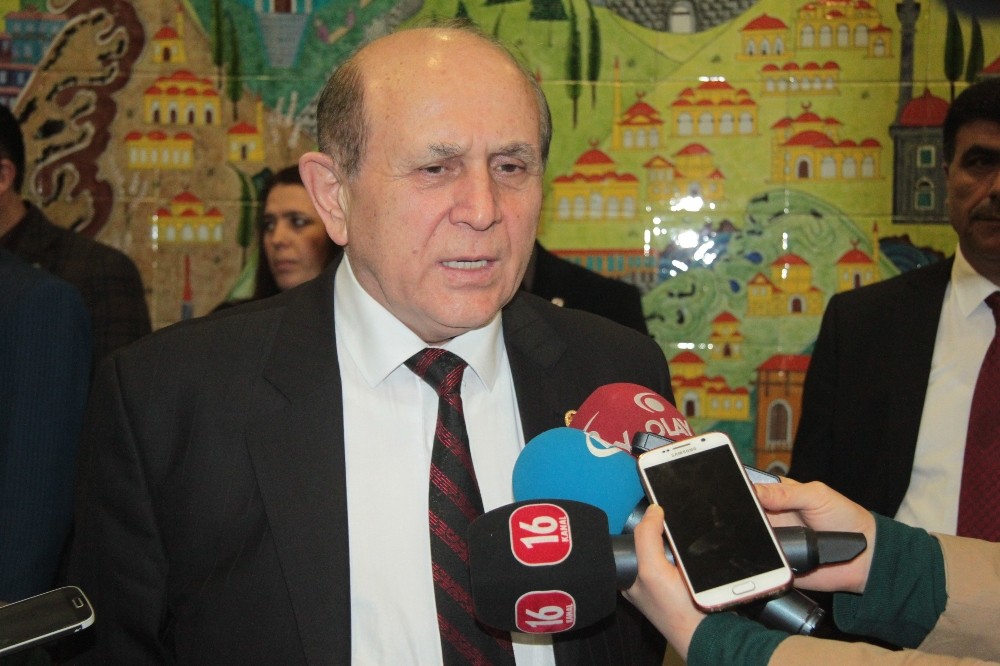 Ak Parti Mkyk Üyesi Ve İstanbul Milletvekili Burhan Kuzu: