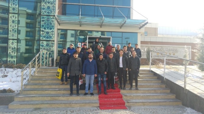 Ak Parti Seyitgazi Gençlik Kolları Kampa Girdi