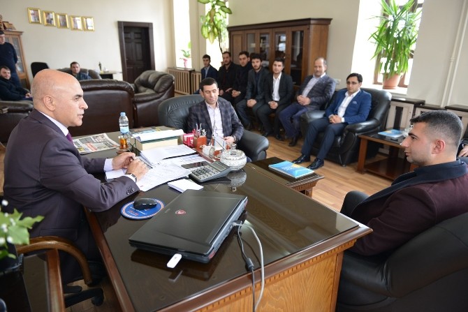 Ak Parti Yakutiye Gençlik Kollarından Başkan Korkuta Ziyaret