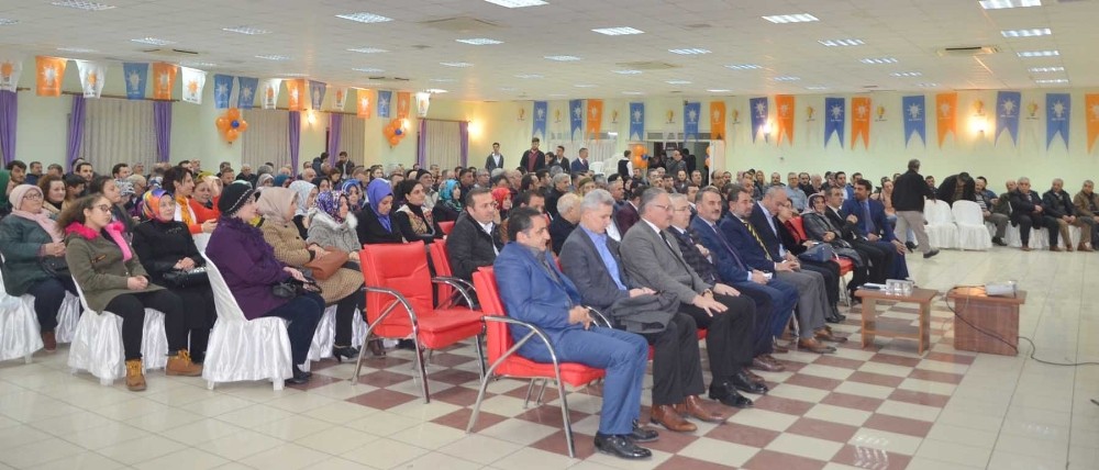 Ak Partiden Referandum Startı