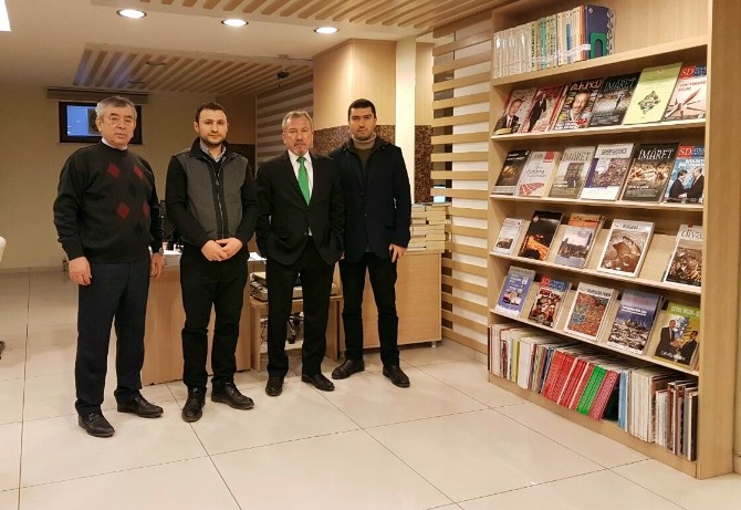 Akademisyenlerden Şehir Kütüphanesine Ziyaret