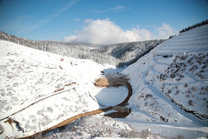 Akçay Barajında Elektrik Montajı Başlıyor
