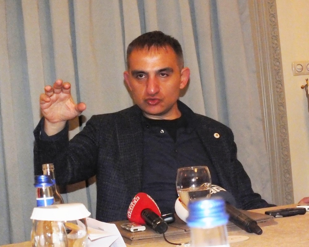 Antalyada “Turizmde Toptan Satıştan Perakendeciliğe Geçiş” Toplantısı