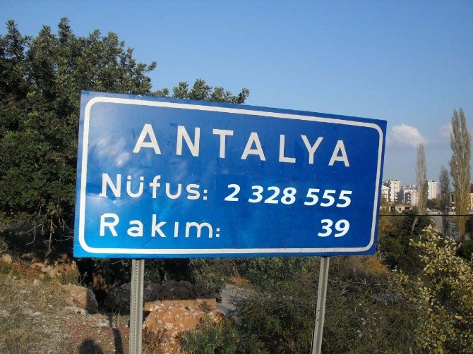 Antalyanın En Hızlı Büyüyen İlçesi Konyaaltı Oldu