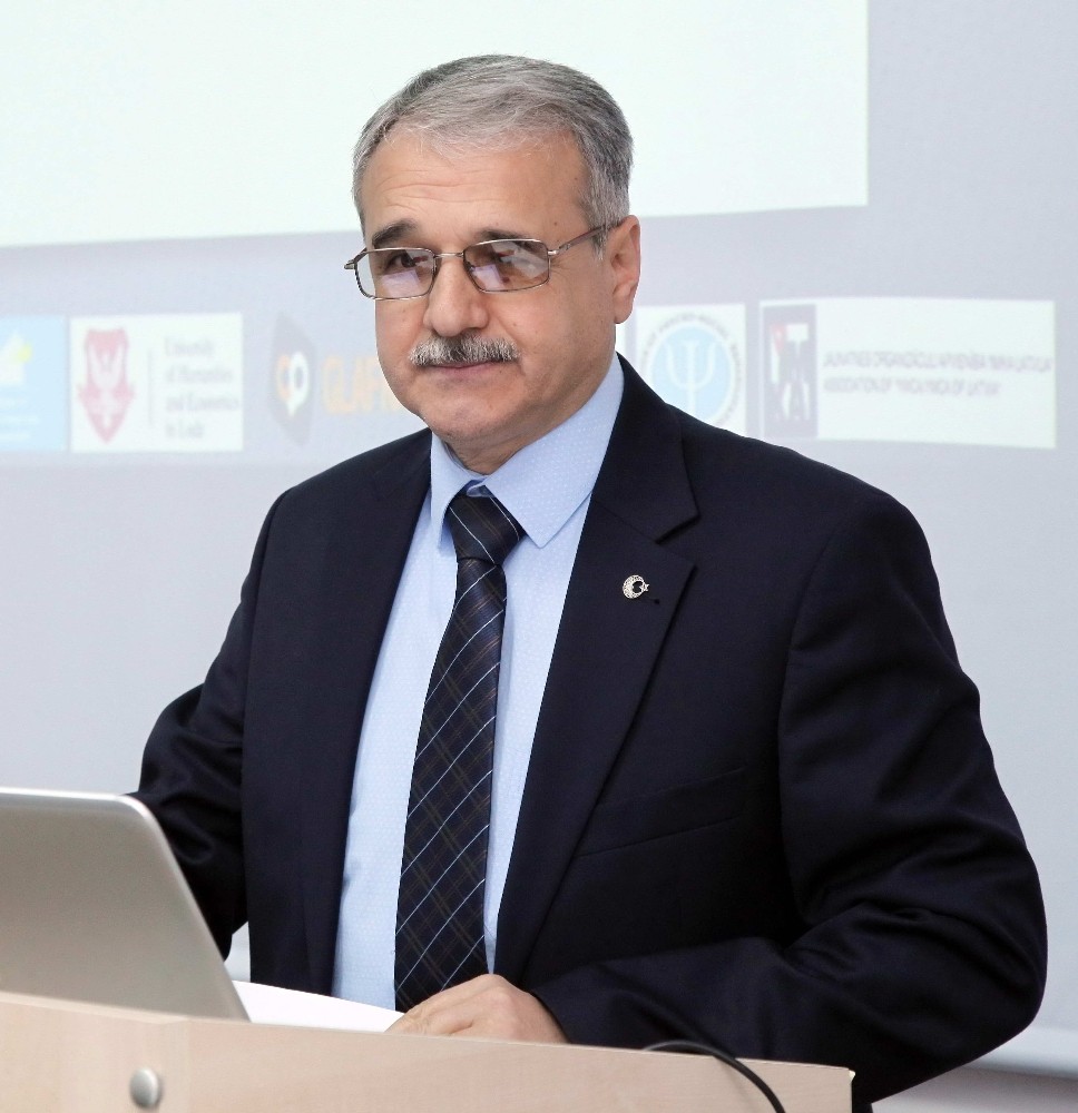 Avrupa Ve Türkiyedeki Suriyeli Kadınlar, Bulundukları Topluma Entegre Ediliyor