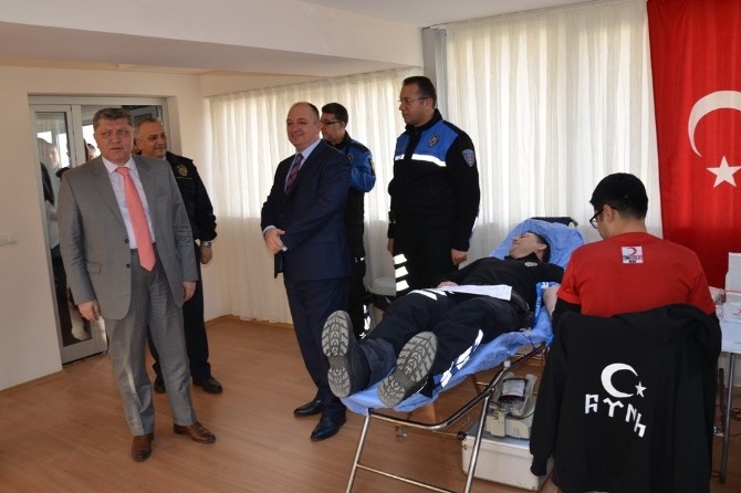 Aydında Polisler Kan Verdi