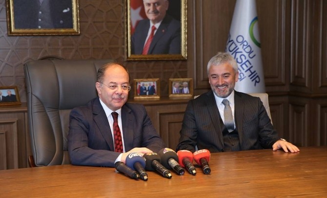 Bakan Akdağdan Ordu Büyükşehire Övgü