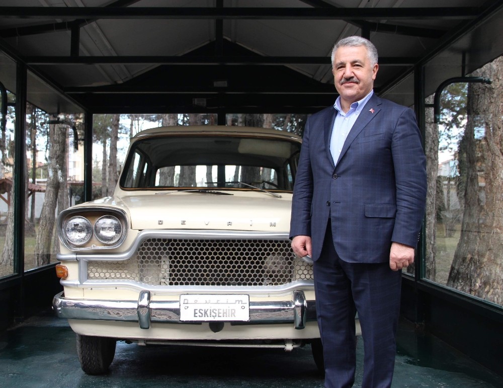 Bakan Arslan Tülomsaşı Ziyaret Etti