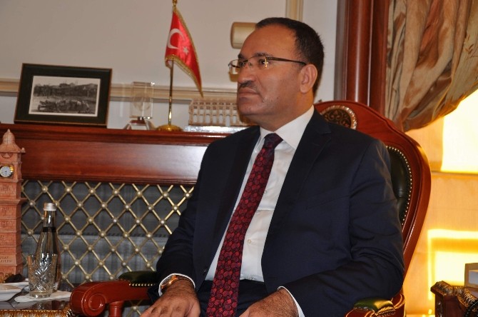 Bakan Bozdağ: “Almanya, Türkiyenin Teröristleri İade Talebine Olumlu Bakmıyor”