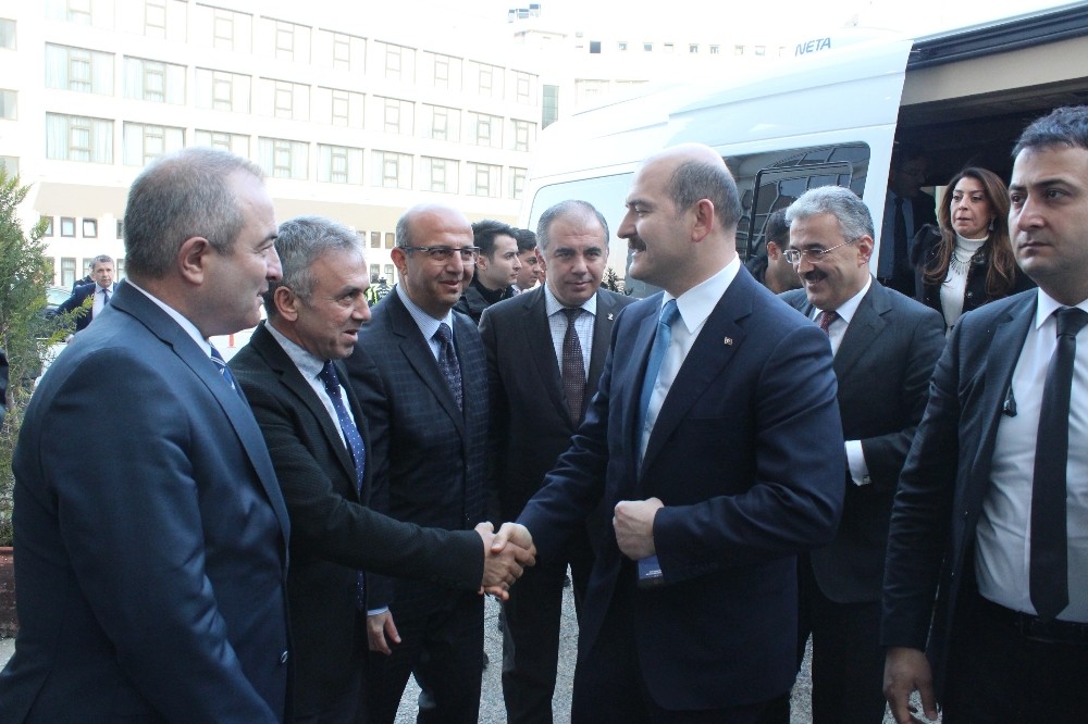 Bakan Soylu İzmirde Referandum İçin Güvenlik Toplantısı Yapıyor