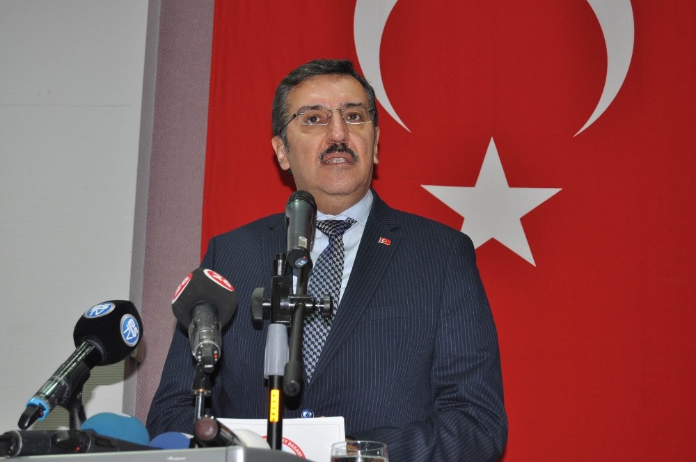 Bakan Tüfenkci, Devrim Otomobilinin Yapımındaki Hayırcıları Örnek Gösterdi