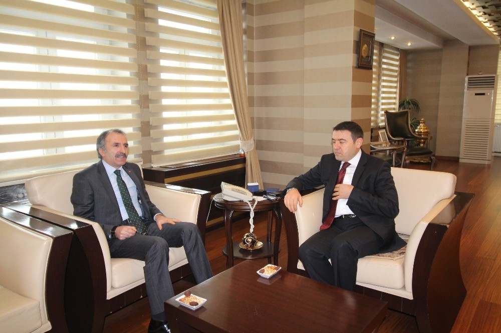 Bakan Yardımcısı Yavilioğlu Ağrıda