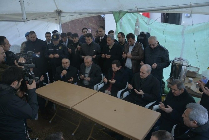 Başbakan Yardımcısı Kurtulmuştan Şehit Ailesine Ziyaret