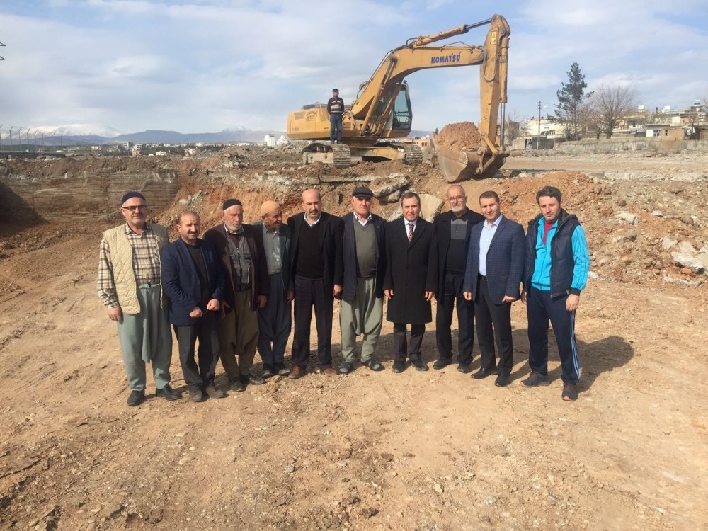 Başkan Akel  İlçedeki Yatırımları İnceledi