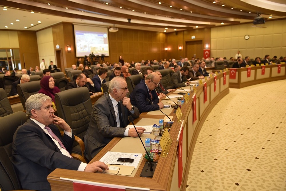 Başkan Altepeden Çifte Talep