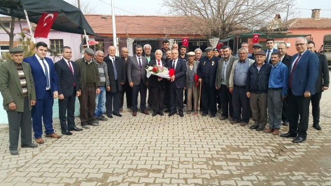 Başkan Kayda, Karayahşide Çiçeklerle Karşılandı