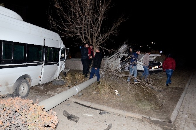 Başkentte Trafik Kazası: 2 Yaralı