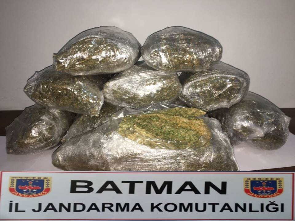Batmanda 11 Kilogram Esrar Ele Geçirildi